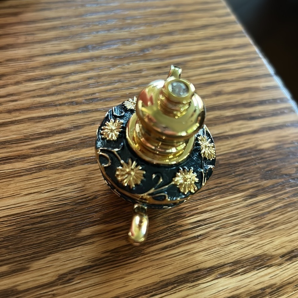 Perfume bottle with glass wand heavy gold-tone with navy blue enamel flower gems - Picture 3 of 10